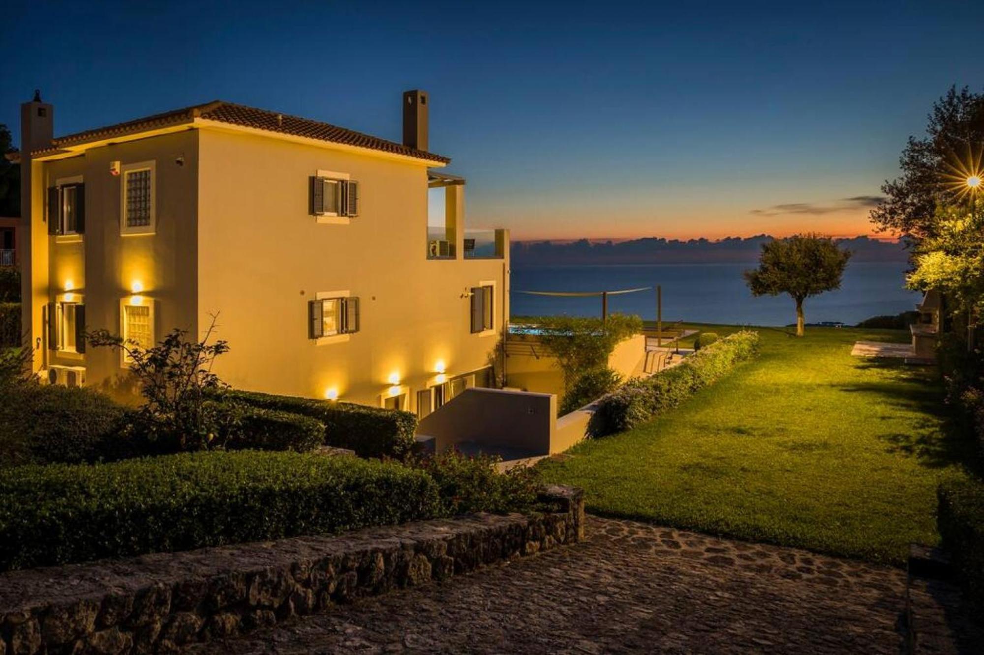 Grande Azzurro In Lakithra Villa Ngoại thất bức ảnh