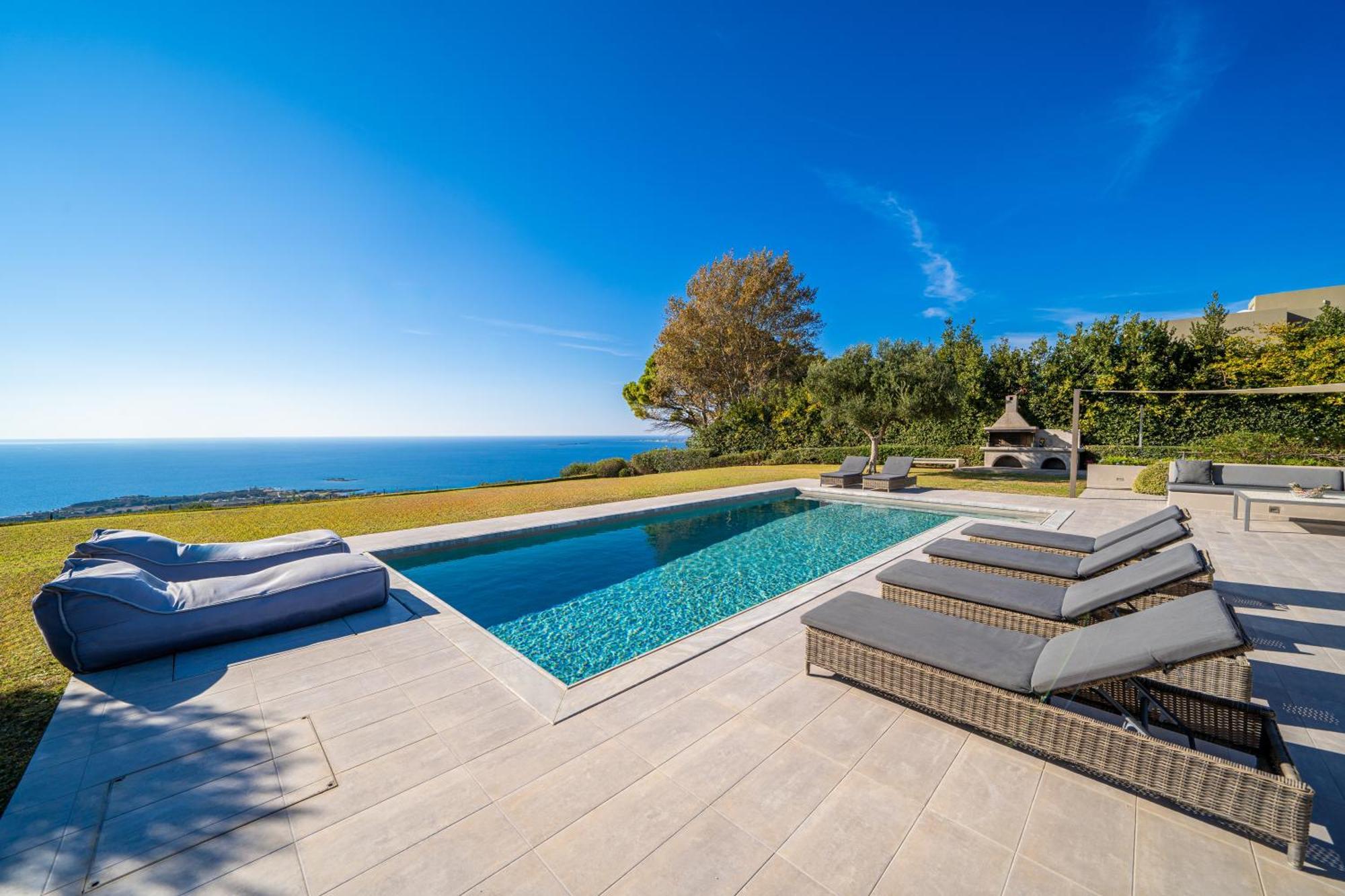 Grande Azzurro In Lakithra Villa Ngoại thất bức ảnh